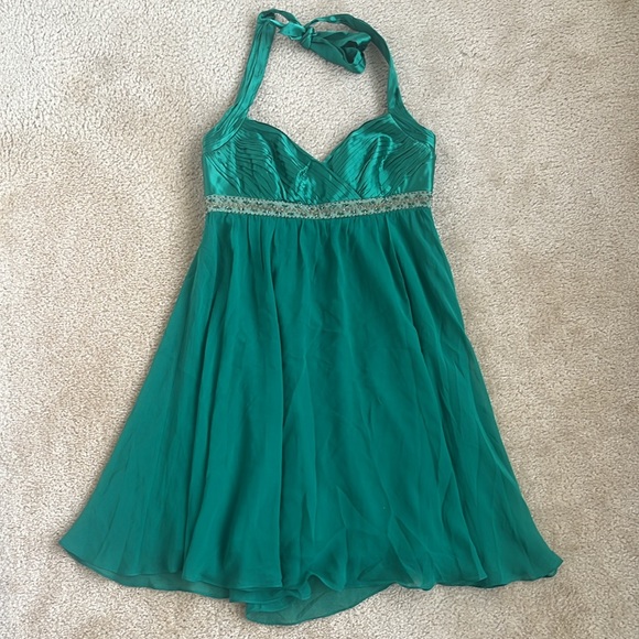 NWT Adrianna Papell Halter Babydoll Dress in Emerald Green 10P 10 Petite - Picture 1 of 8